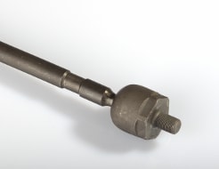 Spurstange mit dem Axialgelenk nach dem Wechsel in der Werkstatt